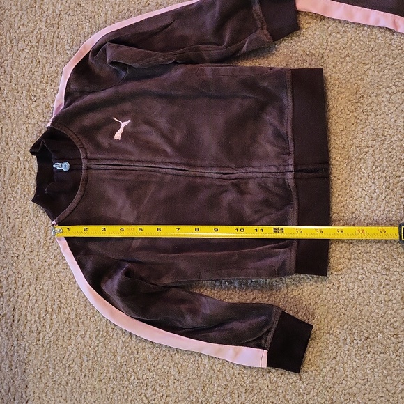 2 PC Puma outfit - Picture 3 of 15